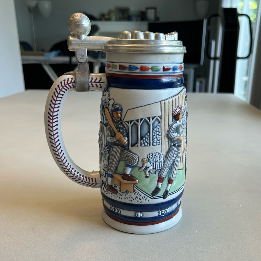 Vintage  Avon 1985 Great American  Baseball Beer Stein - Picture 4 of 8